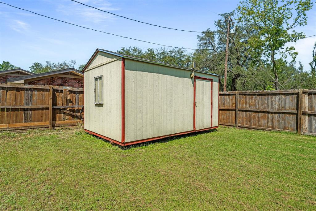 810 Alexander Road - Photo 16