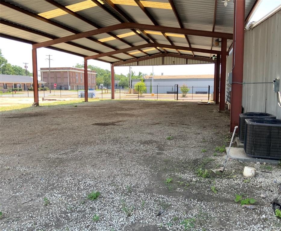 405 E Commerce Street - Photo 19
