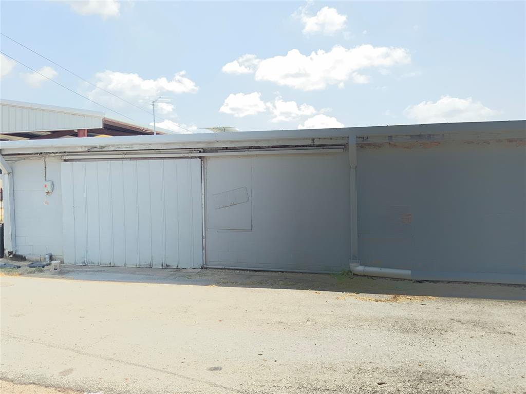 405 E Commerce Street - Photo 24