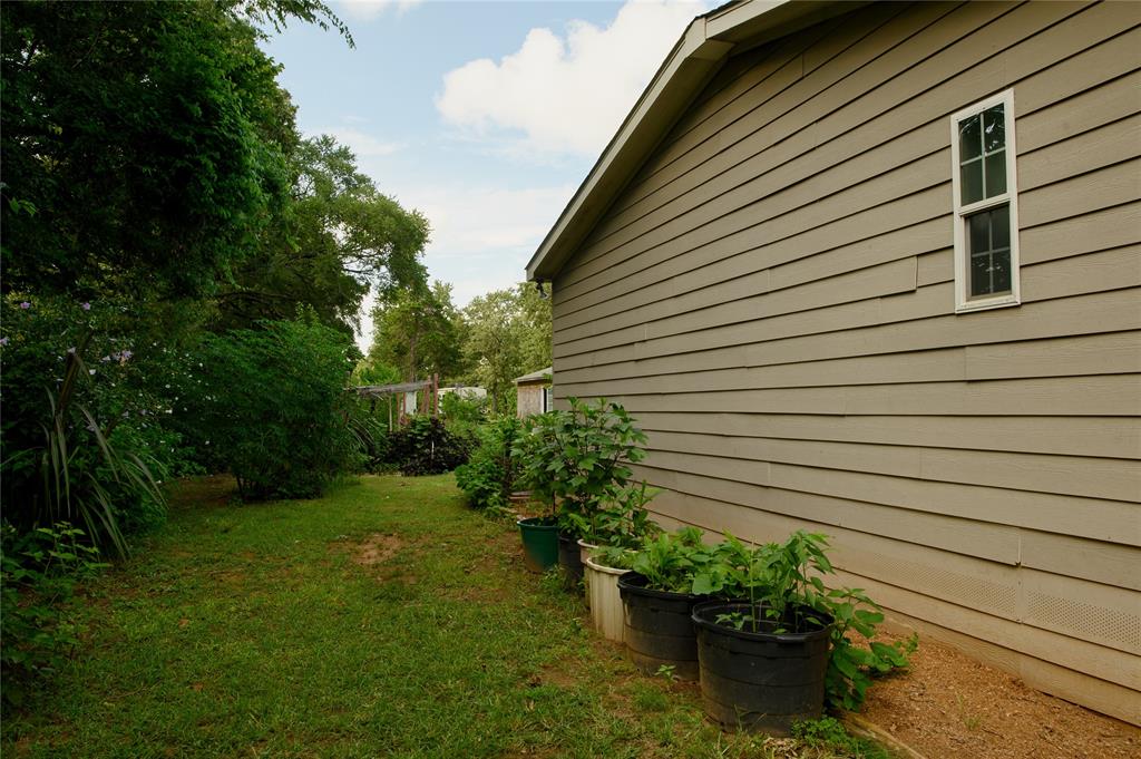 1468 Cedar Mills Road - Photo 32