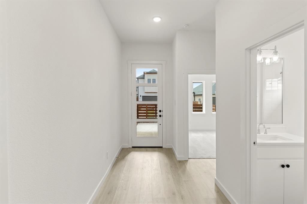 512 Sherwood - Photo 4