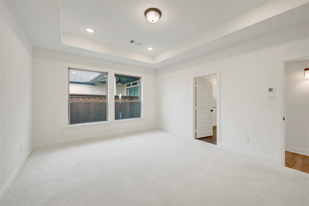 9713 Dahlia Boulevard - Photo 24