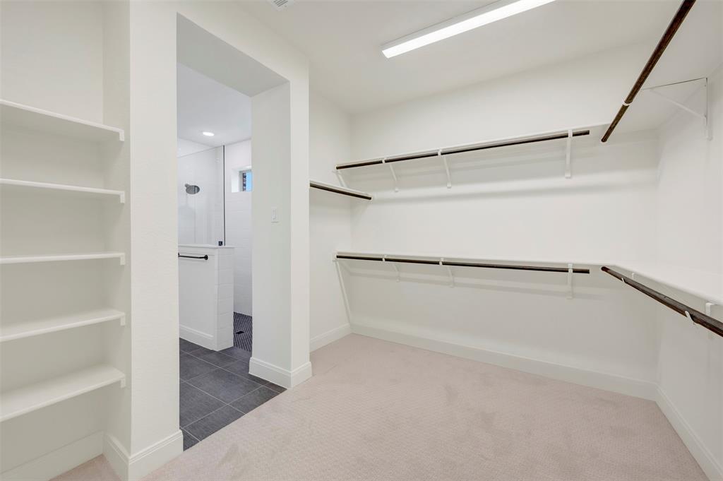 9713 Dahlia Boulevard - Photo 30