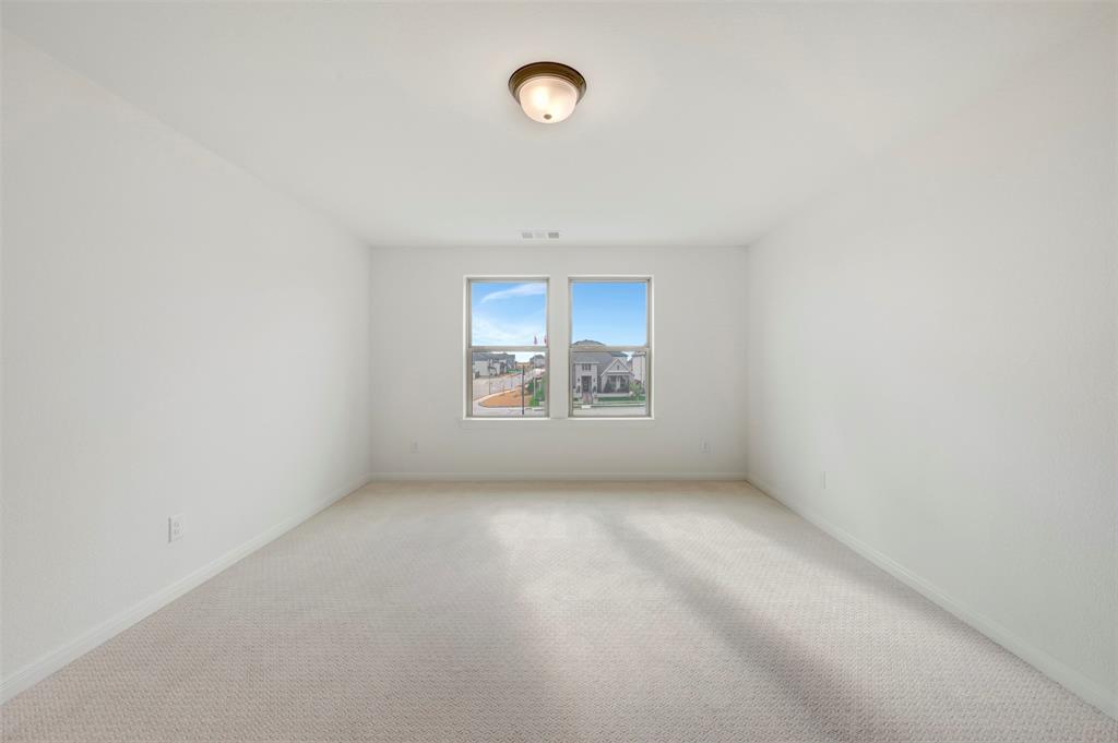 9713 Dahlia Boulevard - Photo 33