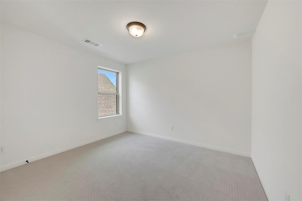 9713 Dahlia Boulevard - Photo 36