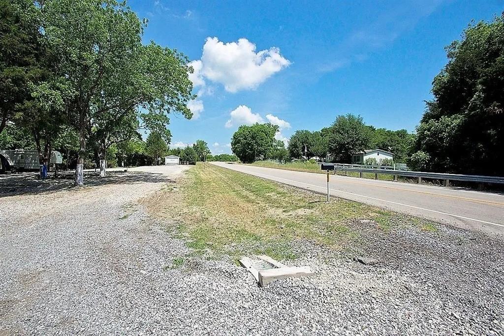 6852 Fm 546 - Photo 6