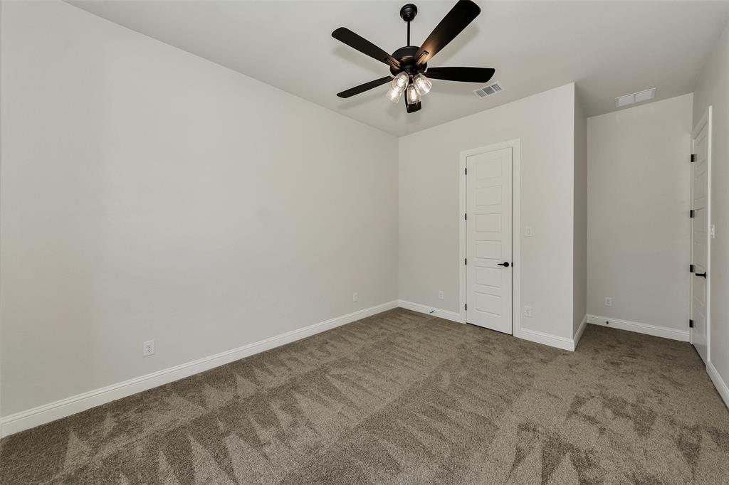 150 Top Flight Drive - Photo 32