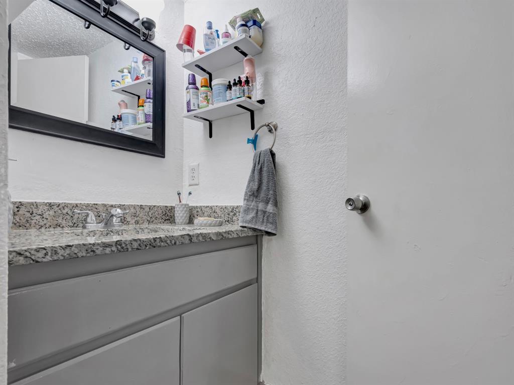 1706 Windsong Lane - Photo 23