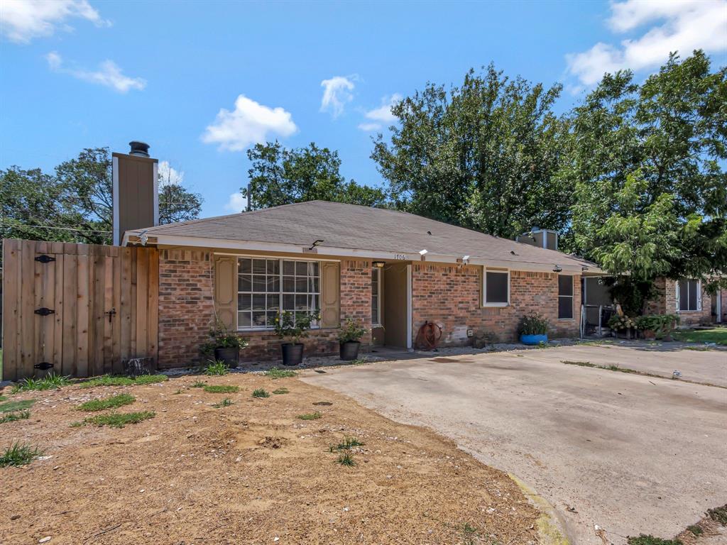 1706 Windsong Lane - Photo 3
