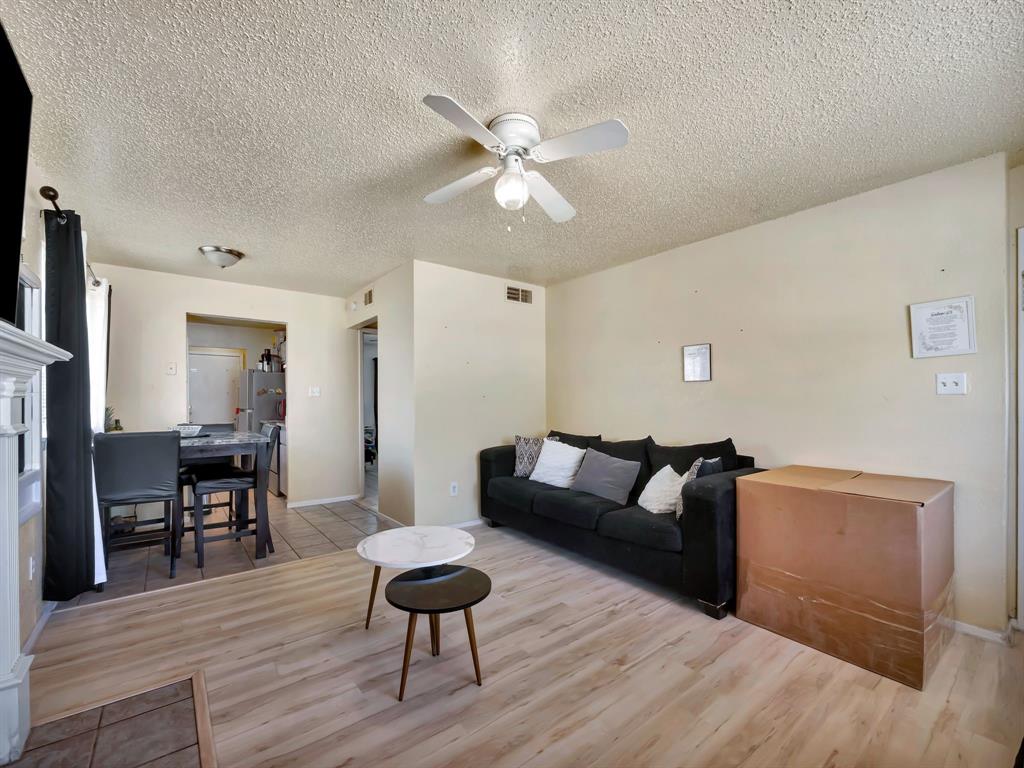 1706 Windsong Lane - Photo 7