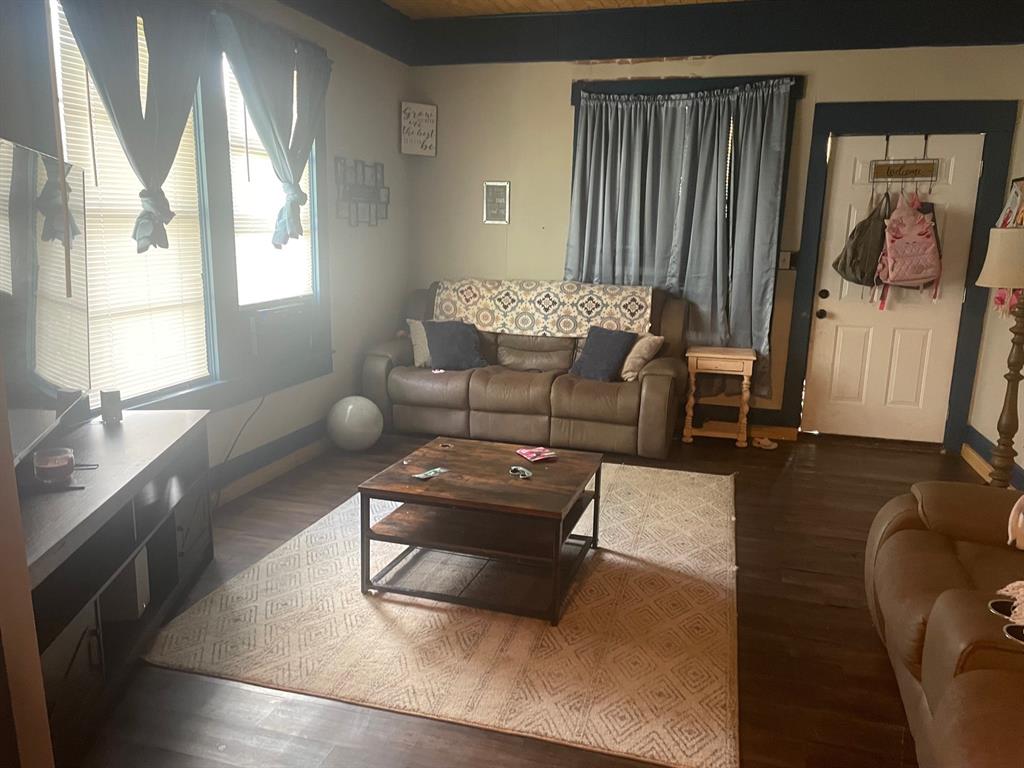 918 W Angeline Street - Photo 4