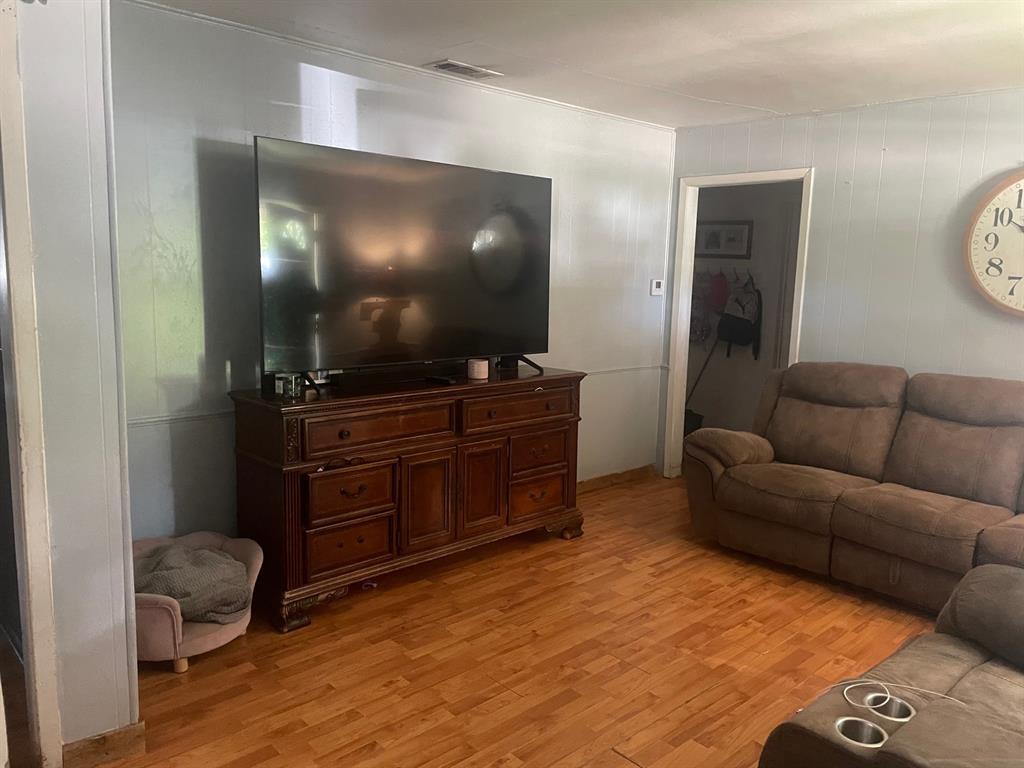 201 S Goddard Street - Photo 3