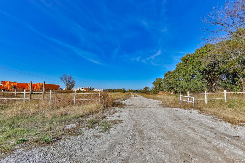 4401 E Highway 82 - Photo 1