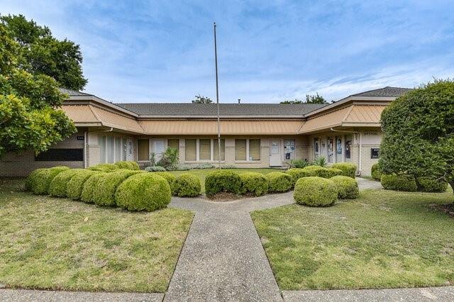 529 W Wheatland Road