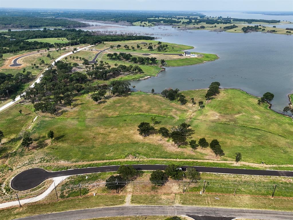 259 Lakeshore Terrace - Photo 1