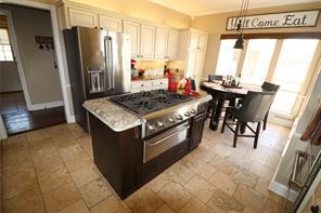 2642 Huddleston - Photo 18
