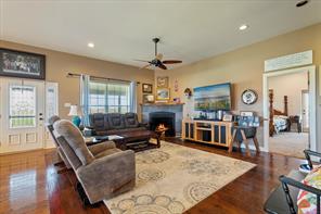 2801 Agnes Circle - Photo 18