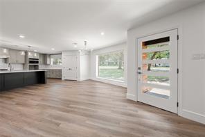 5205 Lockwood Drive - Photo 10