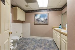 2335 W Green Oaks Boulevard - Photo 11