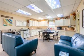 2335 W Green Oaks Boulevard - Photo 12