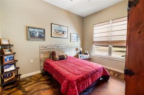 12701 FM 2010 - Photo 14