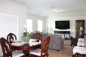624 Yarborough Street - Photo 5