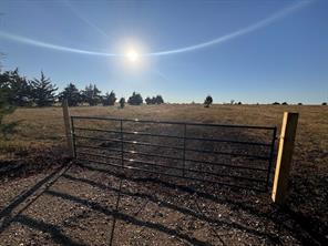 2497 county road 3320 - Photo 4