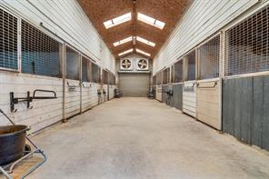3800 County Road 660 - Photo 33