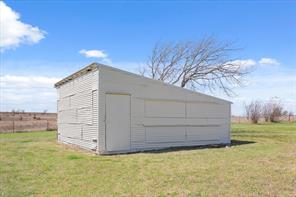 596 County Road 3425 - Photo 31