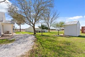 596 County Road 3425 - Photo 34