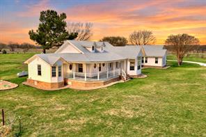 596 County Road 3425 - Photo 4