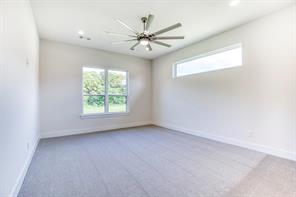 1044 Hidden Oaks Drive - Photo 14