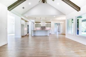 1044 Hidden Oaks Drive - Photo 3