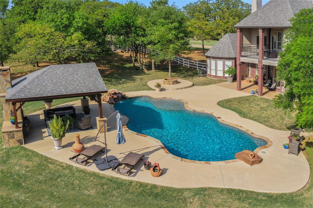 419 E Hickory Ridge Circle - Photo 1