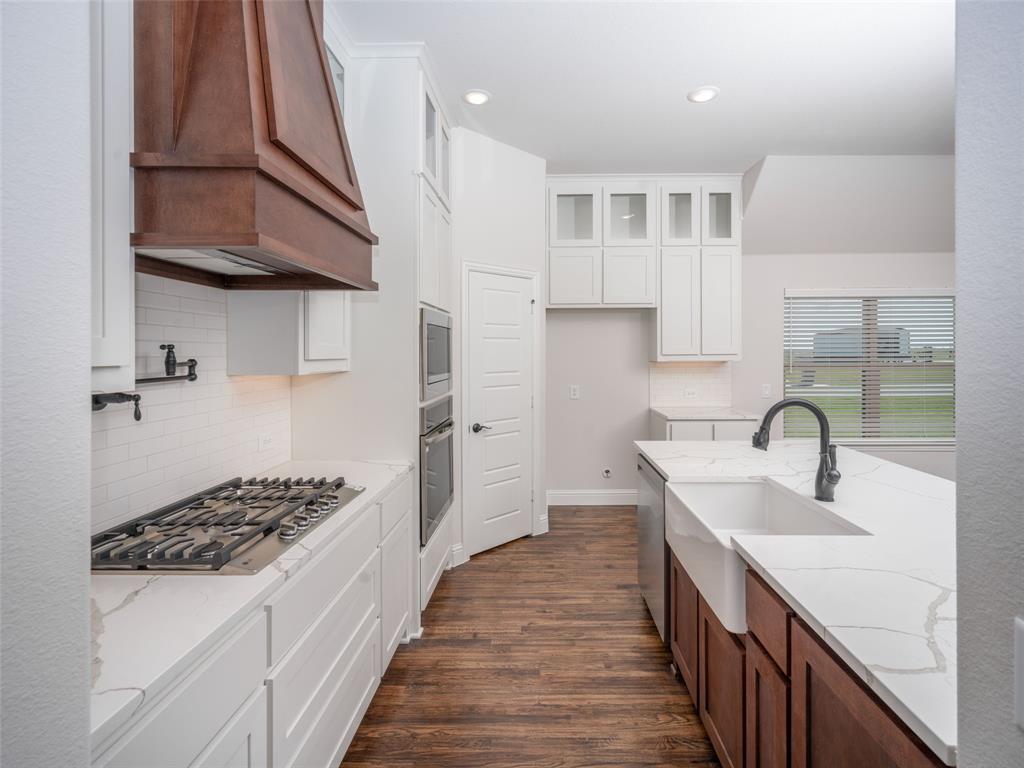 1112 Archives Avenue - Photo 7