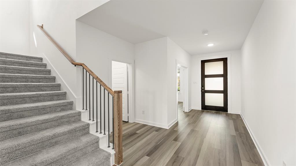 1335 Burgess Street - Photo 14