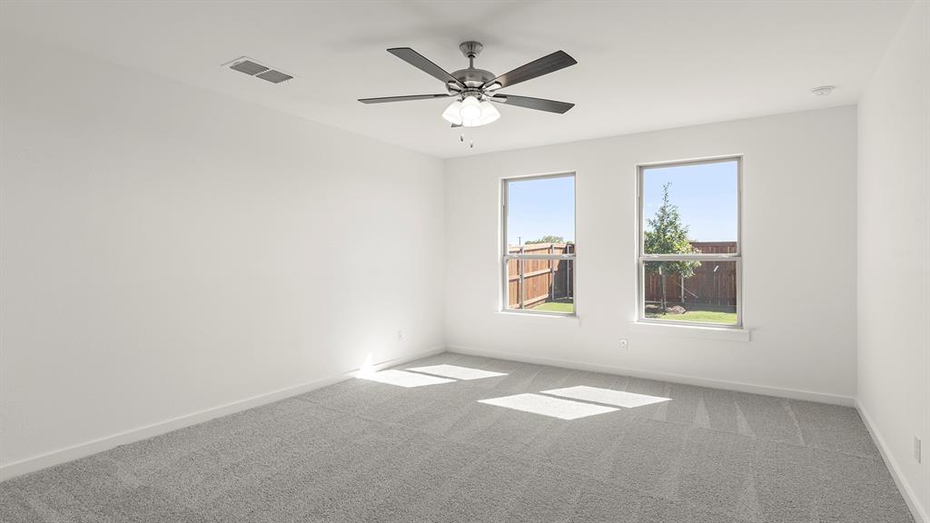 1335 Burgess Street - Photo 16