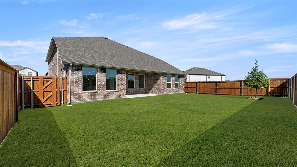 1335 Burgess Street - Photo 31