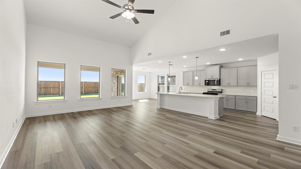 1335 Burgess Street - Photo 9