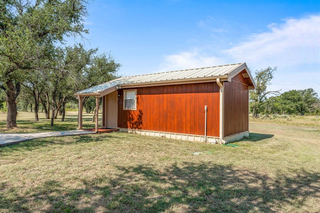 1712 Wells East Road W - Photo 11