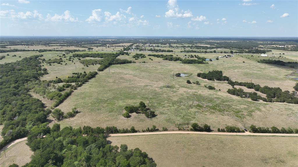 2464 County Rd 1245 - Photo 32