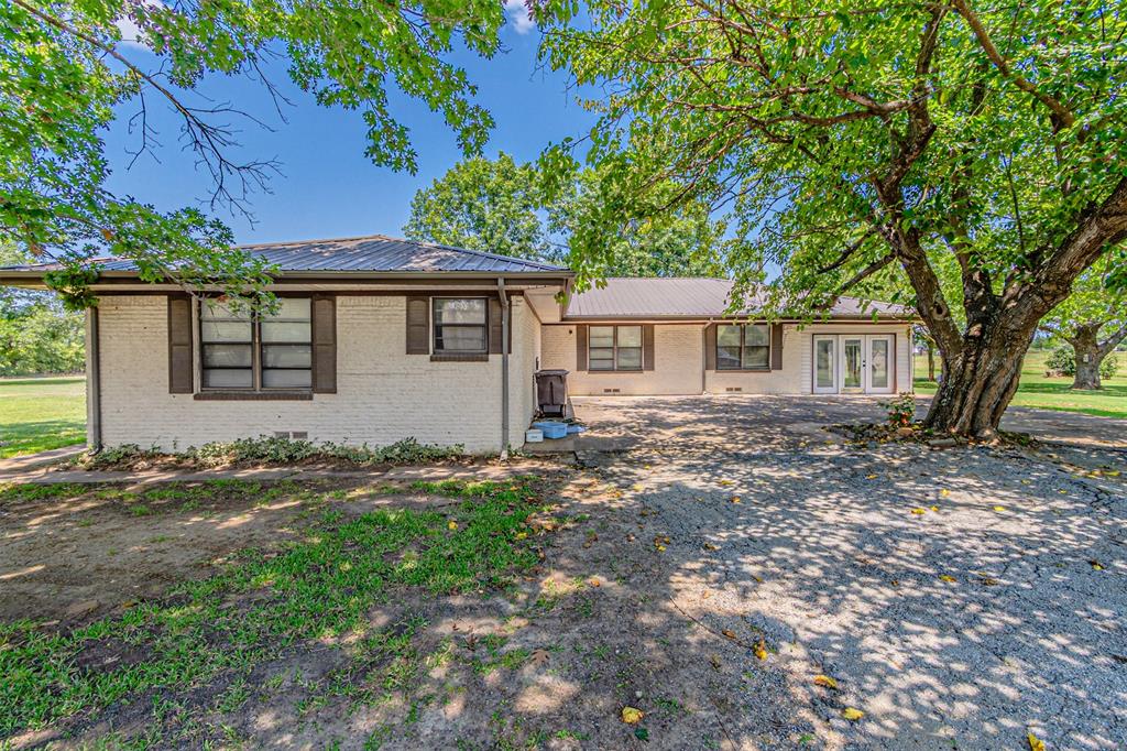 268 VZ County Road 3416 - Photo 3