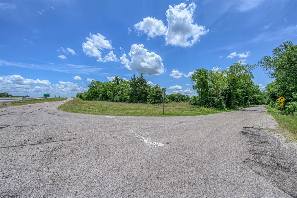 2800 E 82 Highway - Photo 40