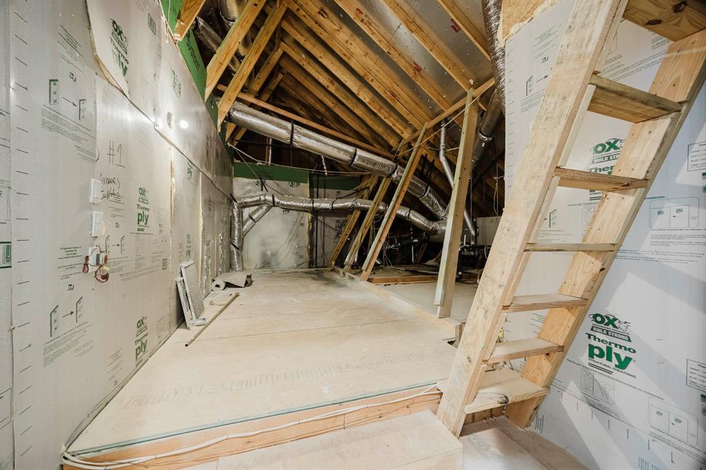 2081 Holt Way - Photo 32