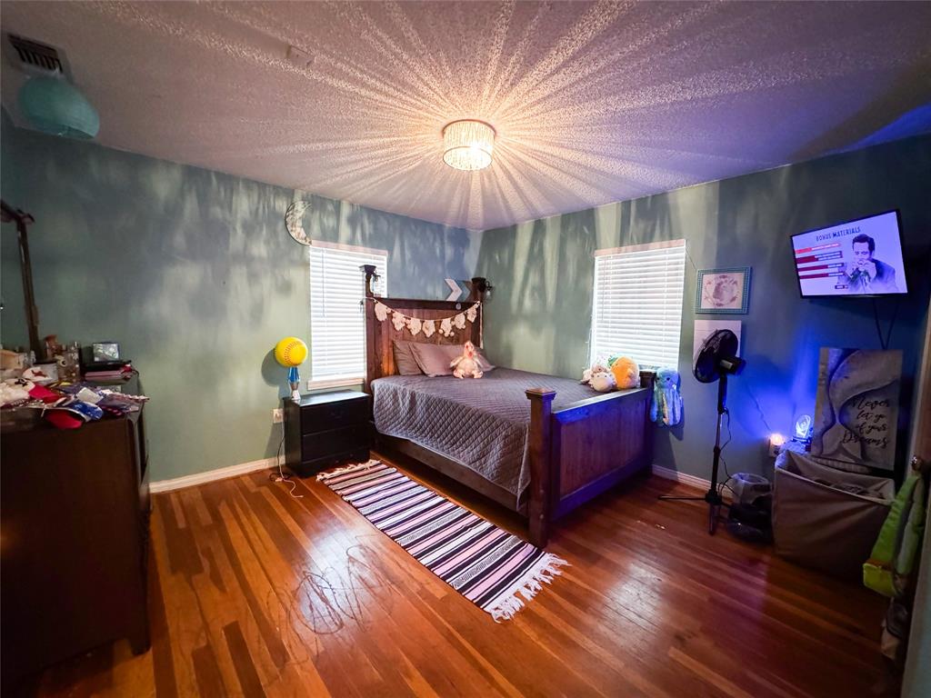 1303 Grand Central Avenue - Photo 21