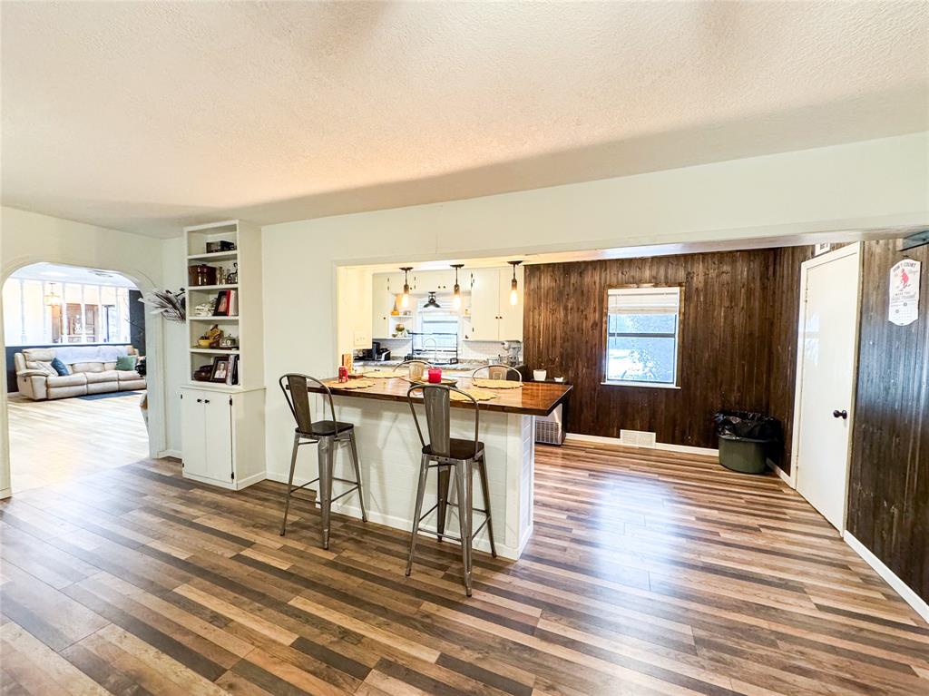 1303 Grand Central Avenue - Photo 9