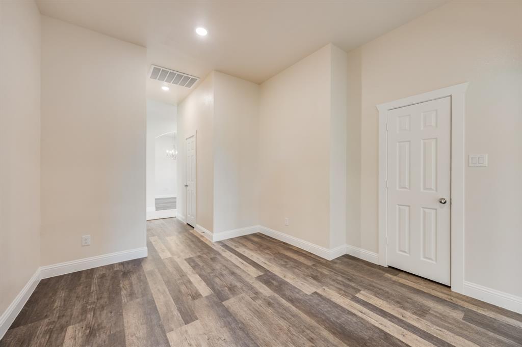 3334 Knight Street - Photo 28