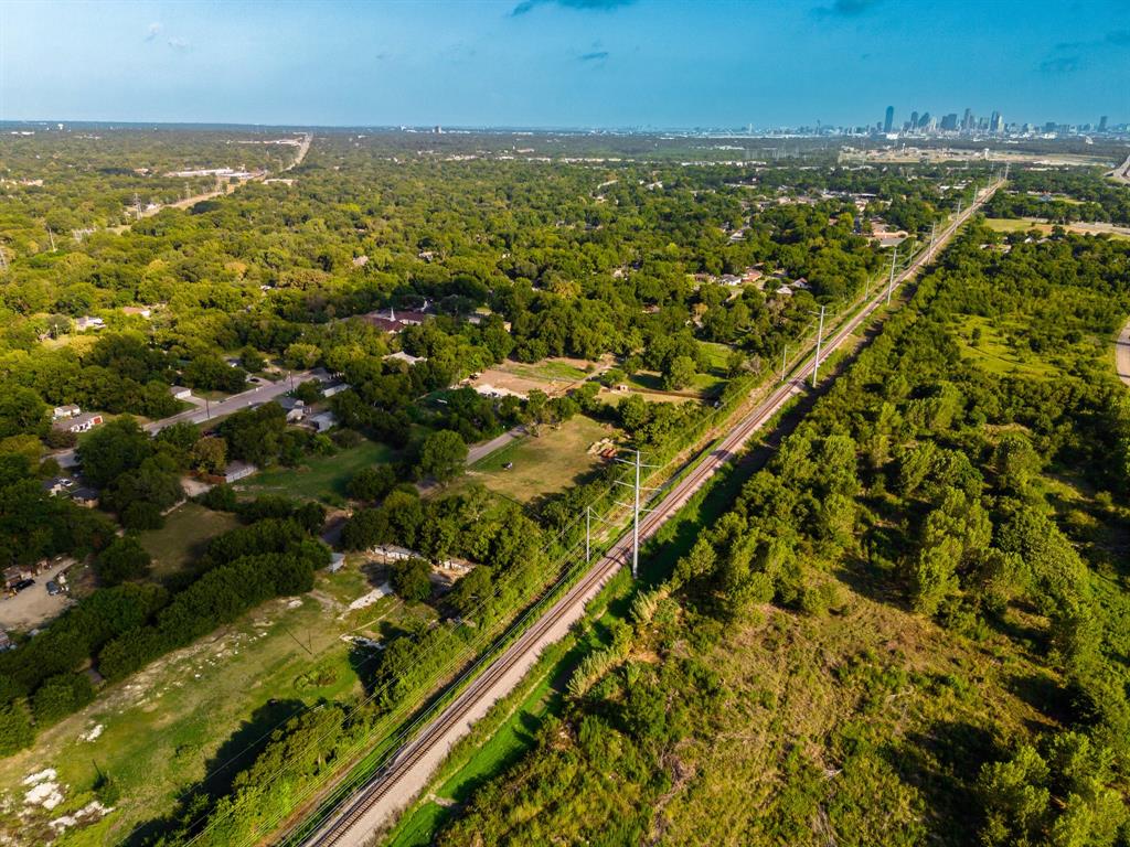 4614 Kolloch Drive - Photo 9