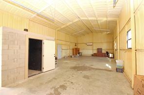 3238 Fm 2048 - Photo 30