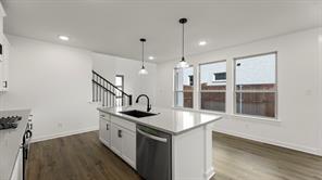 613 Wicklow - Photo 7